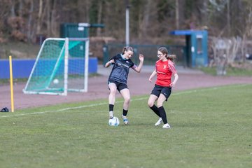Bild 196 - wBJ VfL Pinneberg - Waldd�rfer SV : Ergebnis: 5:0